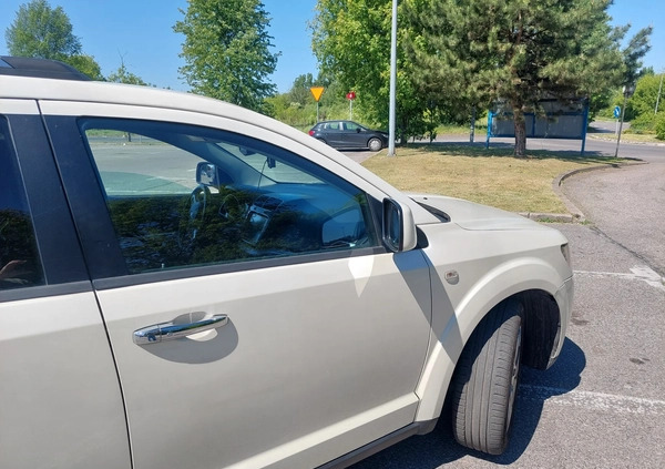 Fiat Freemont cena 42000 przebieg: 245000, rok produkcji 2013 z Świętochłowice małe 191